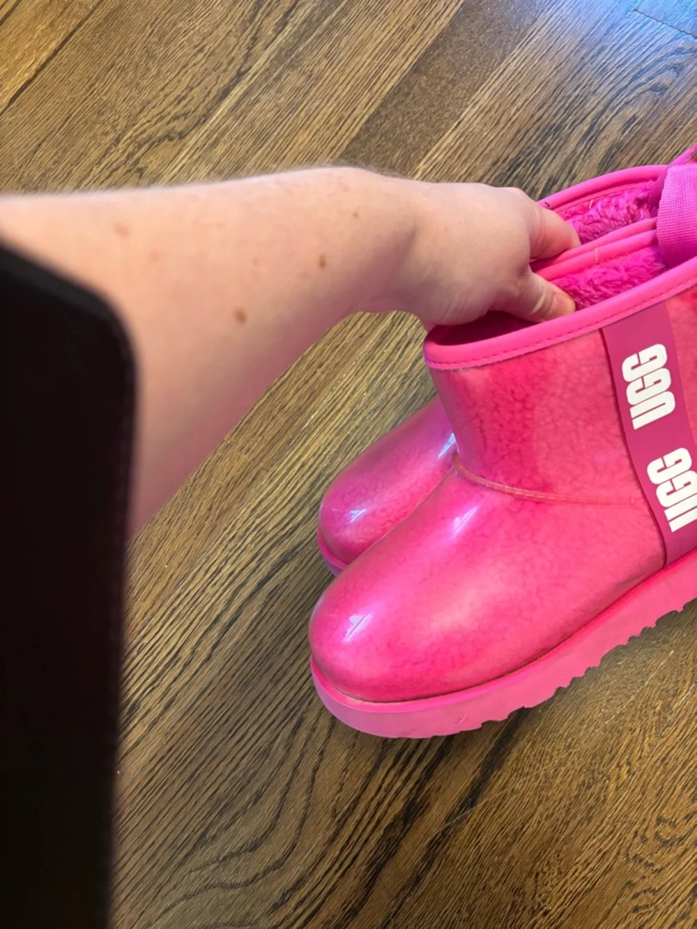 UGG Kids Classic Mini II Shearling Rain Boots Pink Size 3 Waterproof